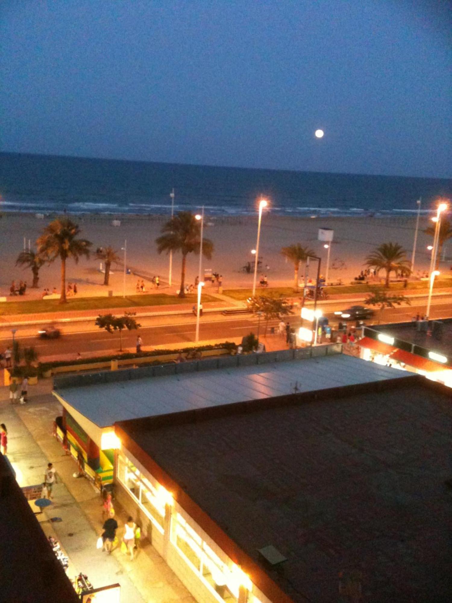 Con vistas al Mediterráneo Playa de Gandia Exterior foto