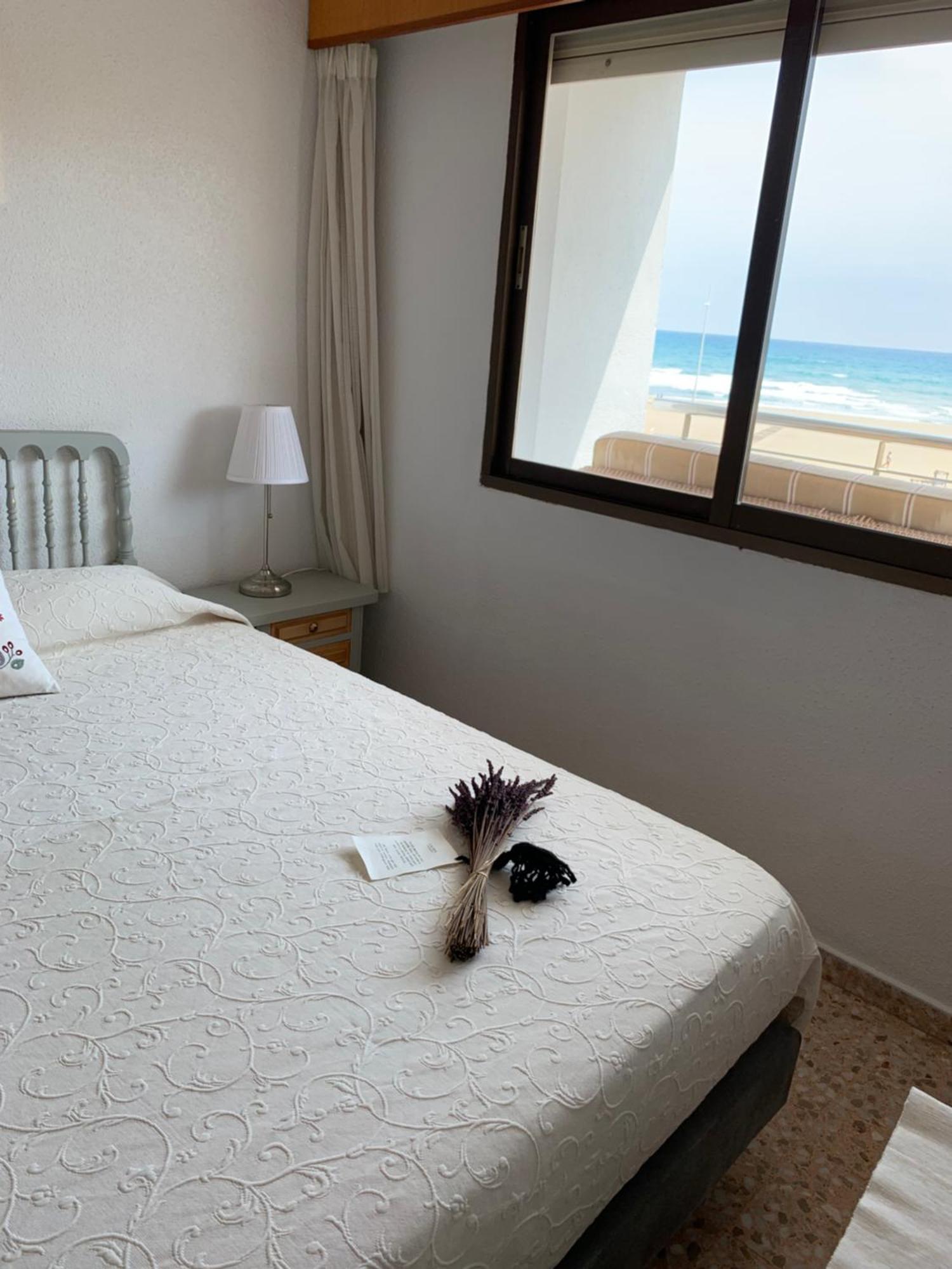 Con vistas al Mediterráneo Playa de Gandia Exterior foto